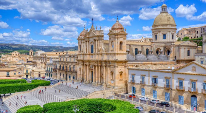 ART RETREAT IN Sicily